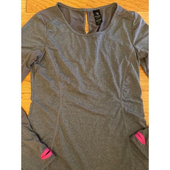 MPG, women's athletic grey, long sleeve fitted, keyhole,mesh back & under arms M - Picture 4 of 10